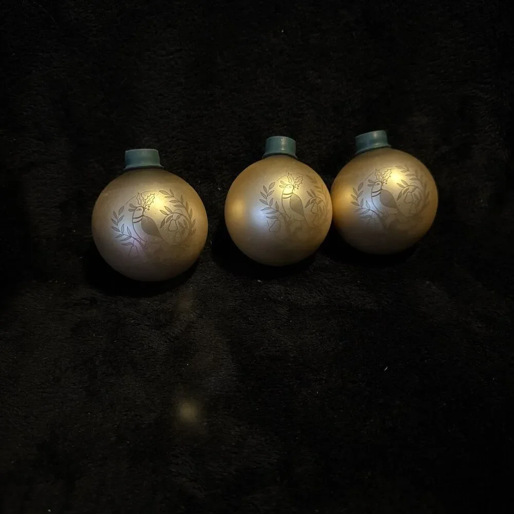 3 Vintage 70s Christmas Balls Ornaments Stenciled Partridge in a Pear Tree